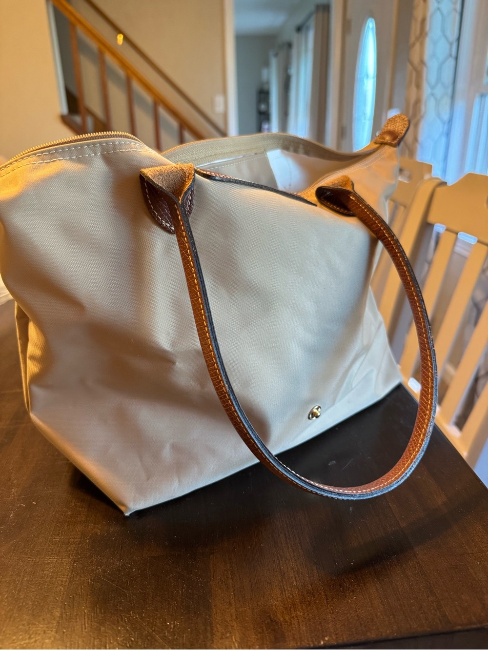 Medium Longchamp Tote - Picture 5 of 12
